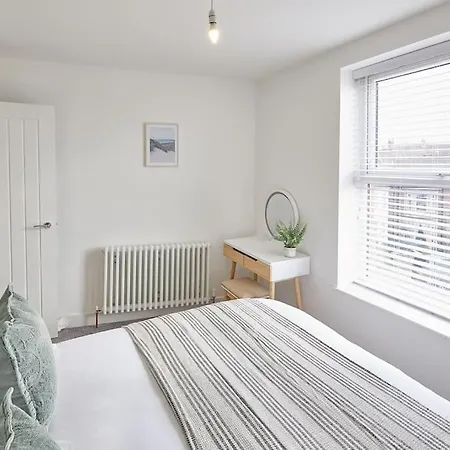 Glenholme - 6 - 1 Bedroom *